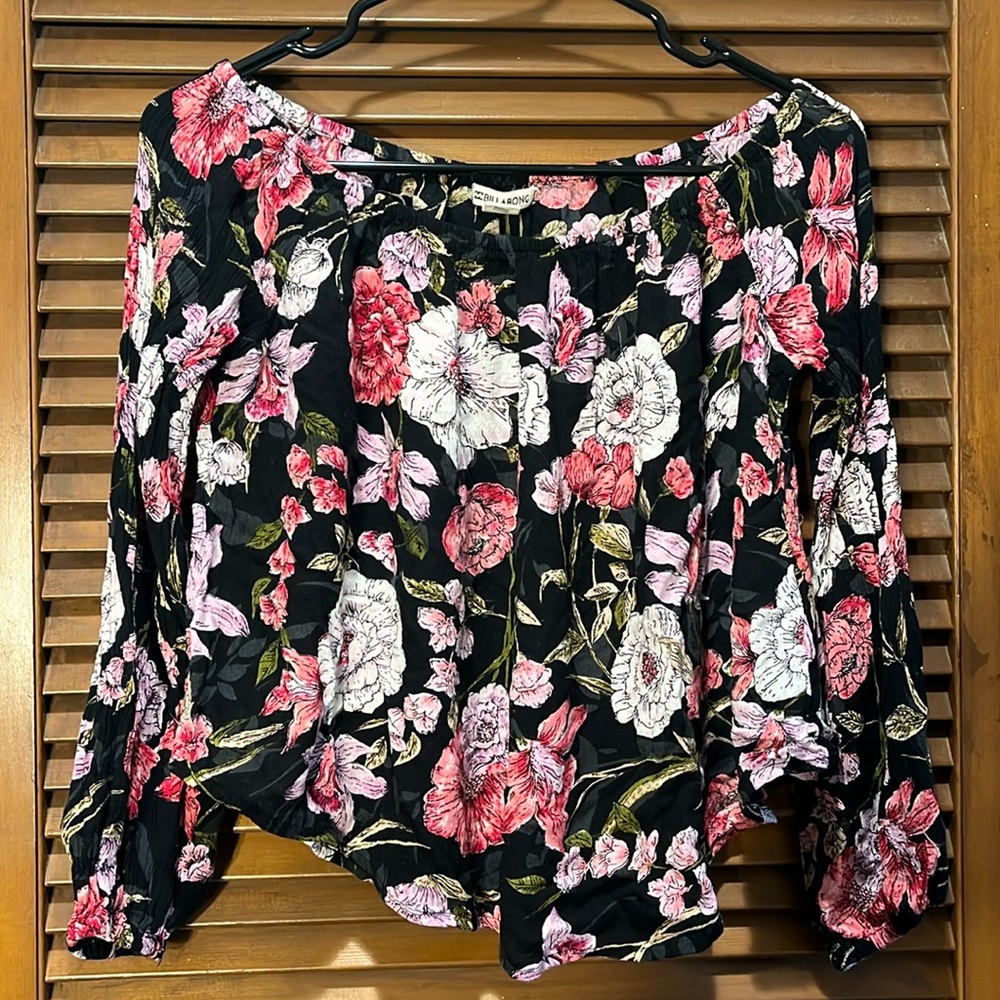 Billabong floral blouse